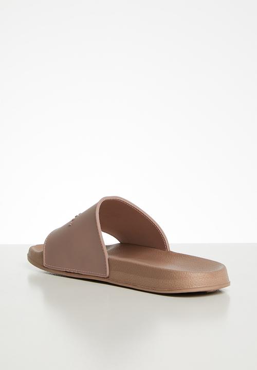 Cotton On - Wild slides - pink