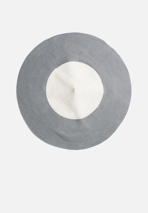 Sixth Floor - CD woven rug - grey & natural