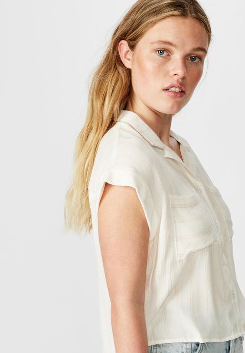 Cotton On - Emily chopped short sleeve shirt  - cream & pink
