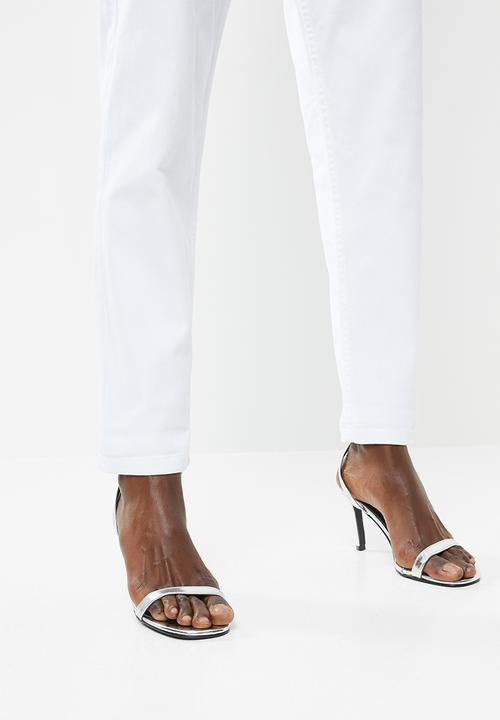Superbalist - Comfort stretch mom jeans - white