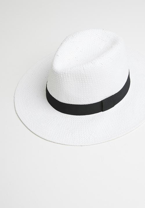 Urban Supply - Knysna hat - white