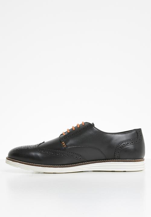 Pringle of Scotland - Ches lace-up brogue - black