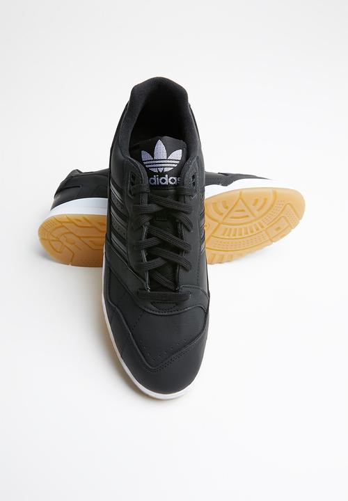 adidas Originals - A.R. Trainer - core black / ftwr white