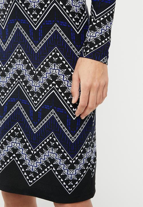 edit - Semi fitted knit dress - multi
