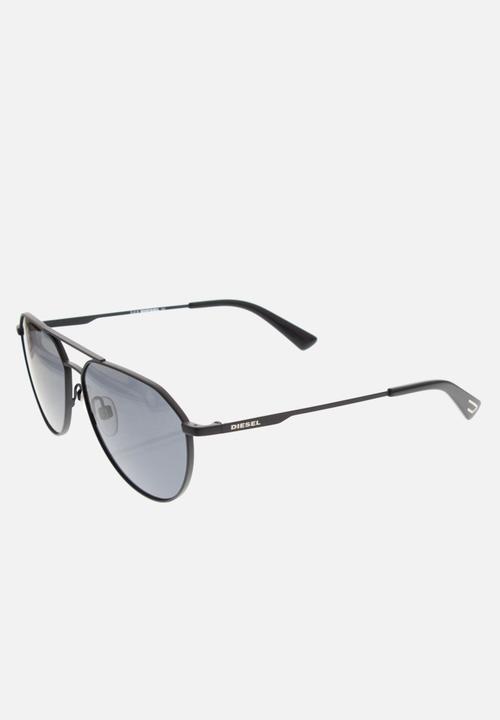Diesel  - Matte black frame sunglasses with smoke lenses - black