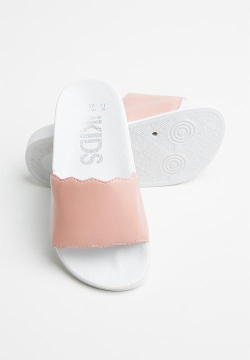 Cotton On - Scallop slide - pink 