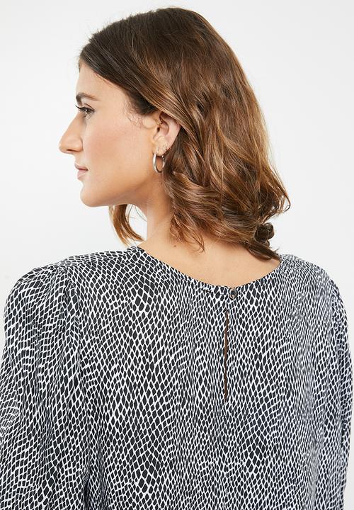 edit - Boxy blouse round neck - black & white