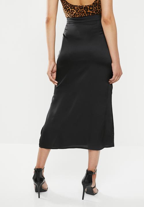 Missguided - Satin bias cut midi skirt - black