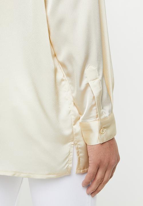 Missguided - Oversized satin shirt - neutral