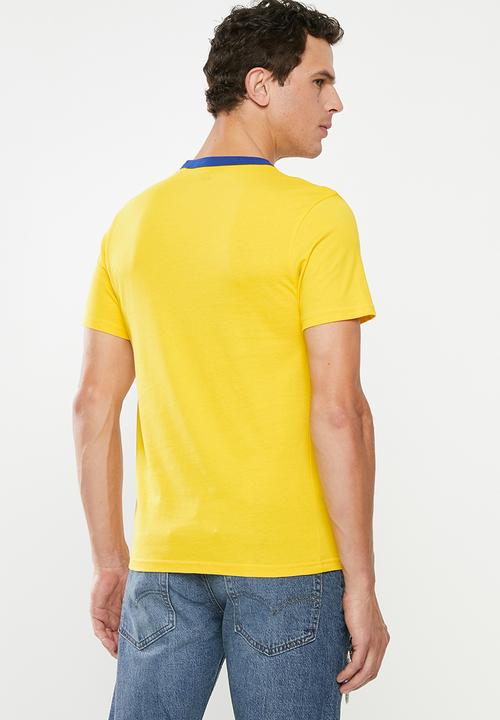 Levi’s® - Bound neck short sleeve tee - yellow