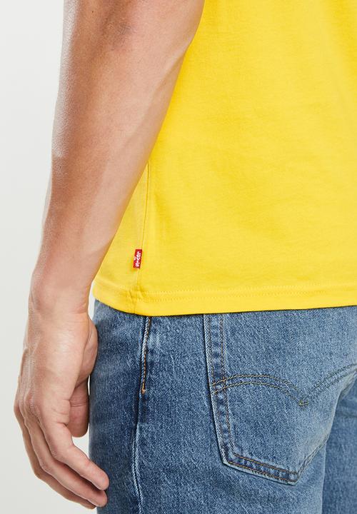 Levi’s® - Bound neck short sleeve tee - yellow