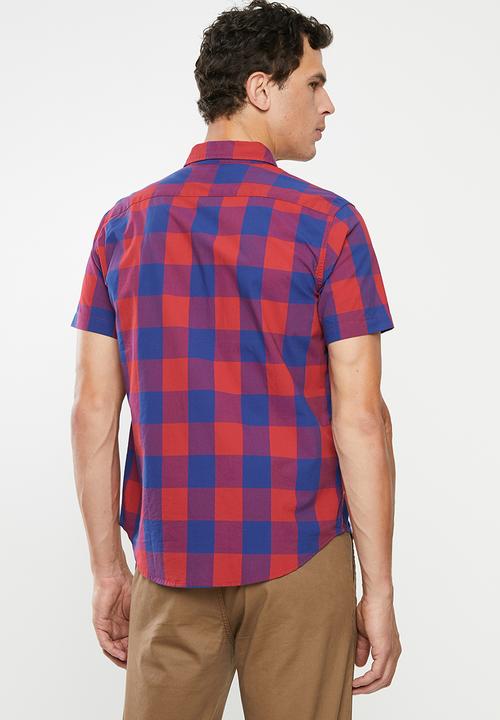Levi’s® - Classic one pocket short sleeve shirt - blue & red
