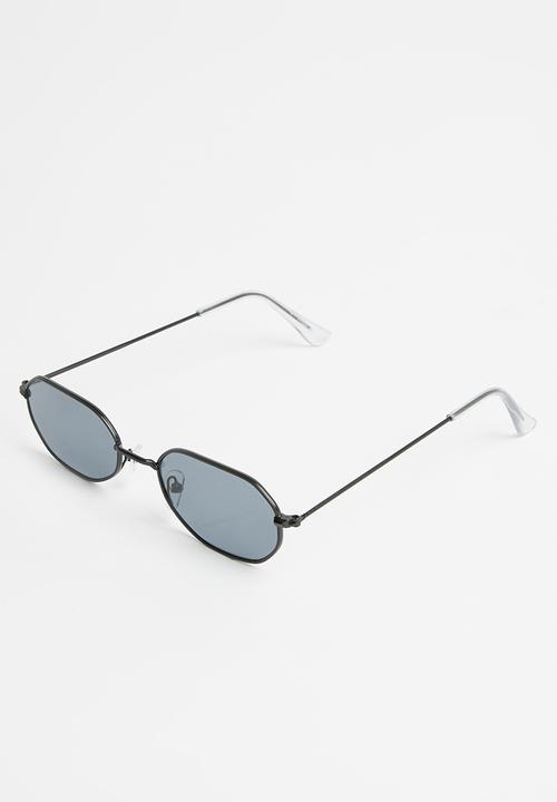 Superbalist - Rami sunglasses - black