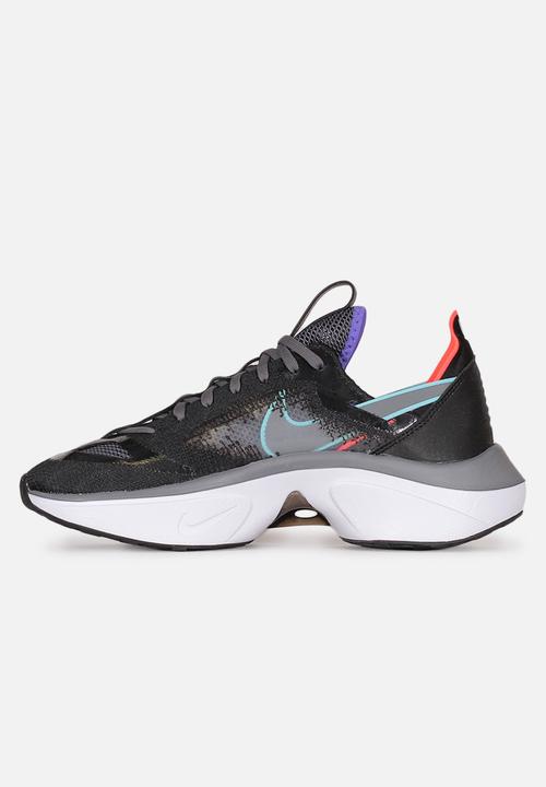 Nike - Dimsix Signal Flyknit