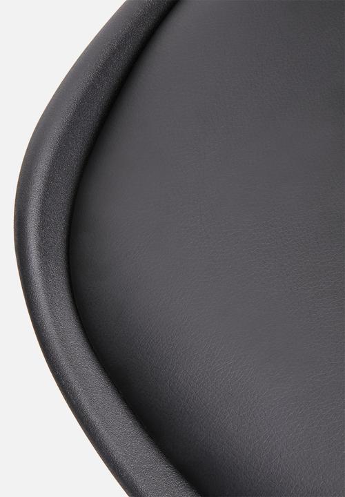 Sixth Floor - Finch dining chair - black