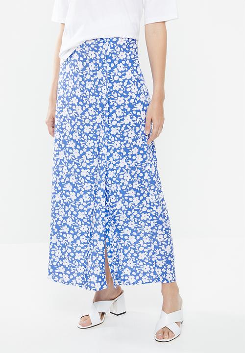 Superbalist - Maxi slip skirt with slit detail -  blue & white