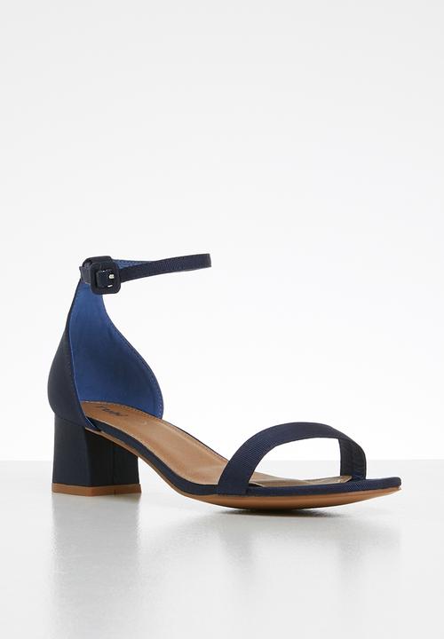 Cotton On - Lola low block heel - navy
