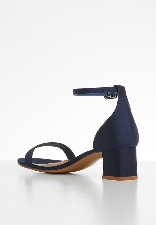 Cotton On - Lola low block heel - navy