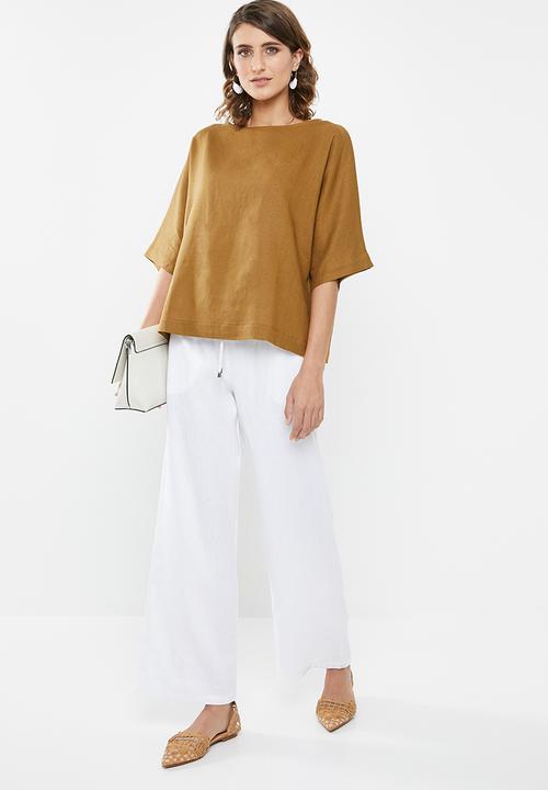 edit - Boxy linen top - brown