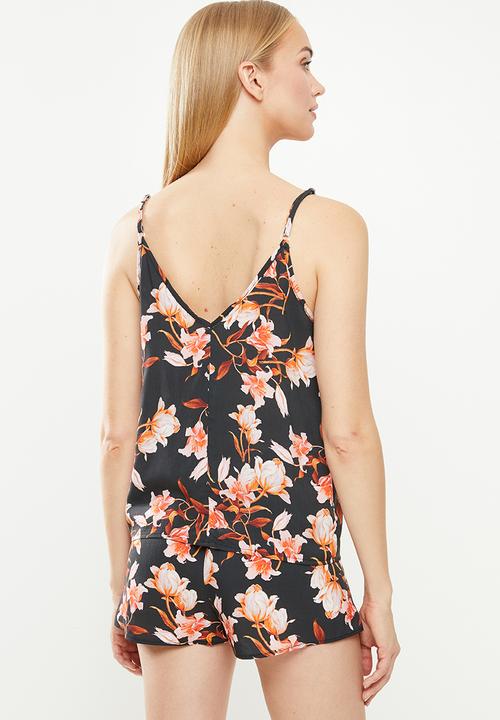 Superbalist - Printed sleep cami & shorts set - black
