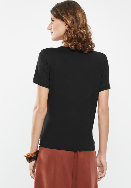 edit - Knot front tee - black