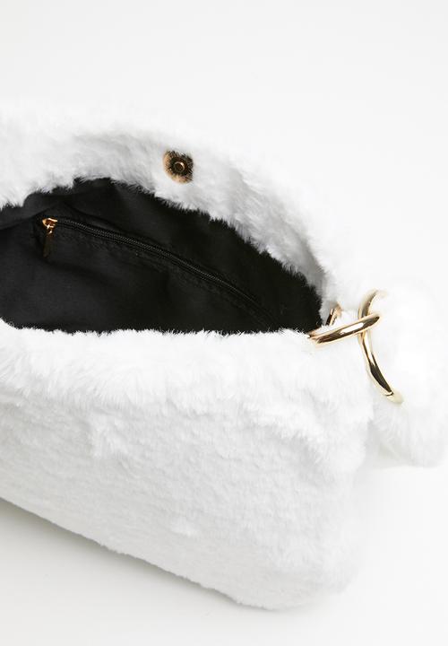 Superbalist - Sabrina faux fur shoulder bag - white