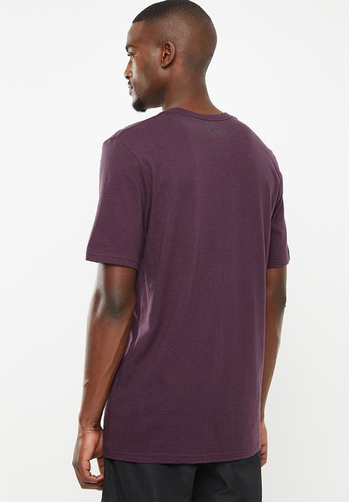 Under Armour - Wordmark shoulder short sleeve tee - purple