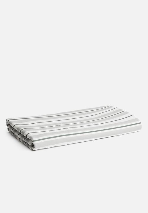 Sixth Floor - Pinn table cloth - grey