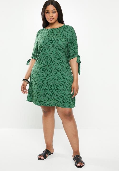 Superbalist - Sleeve detail shift dress - green