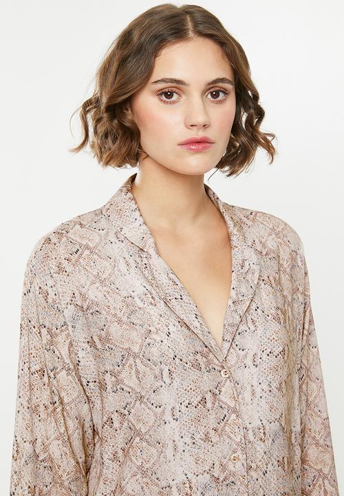 Superbalist - Sleep shirt & shorts set - neutral