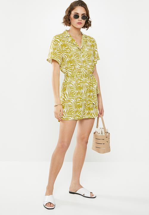 Superbalist - Rivier collar playsuit - green & white