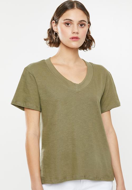 Superbalist - Slouchy slub v-neck tee - khaki