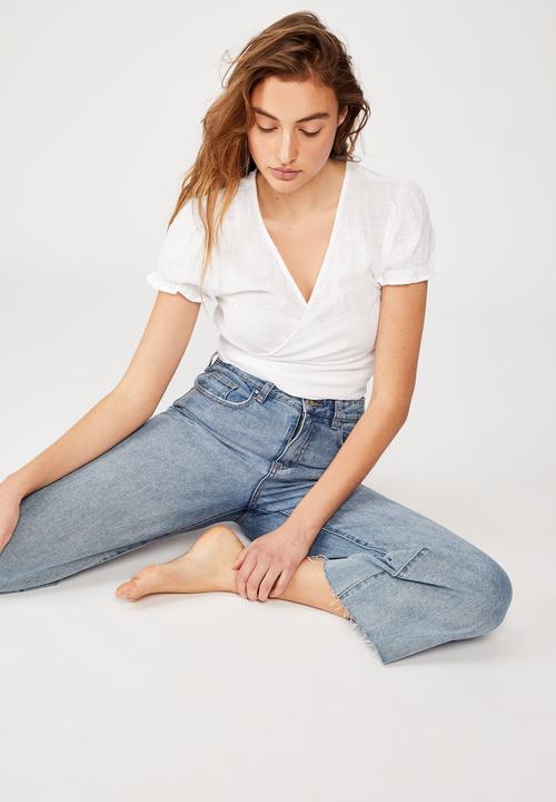 Cotton On - Prairie short sleeve wrap blouse - white