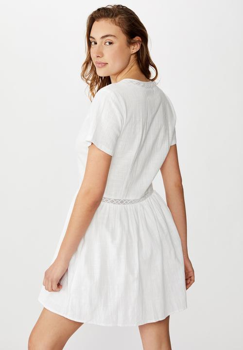 Cotton On - Woven harlow short sleeve mini dress - white
