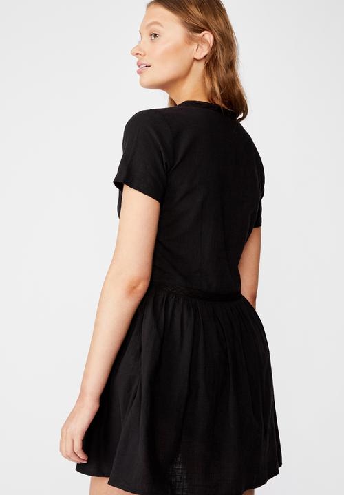 Cotton On - Woven harlow short sleeve mini dress - black