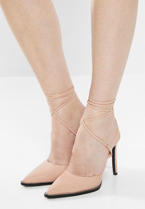 Public Desire - Private heel - neutral