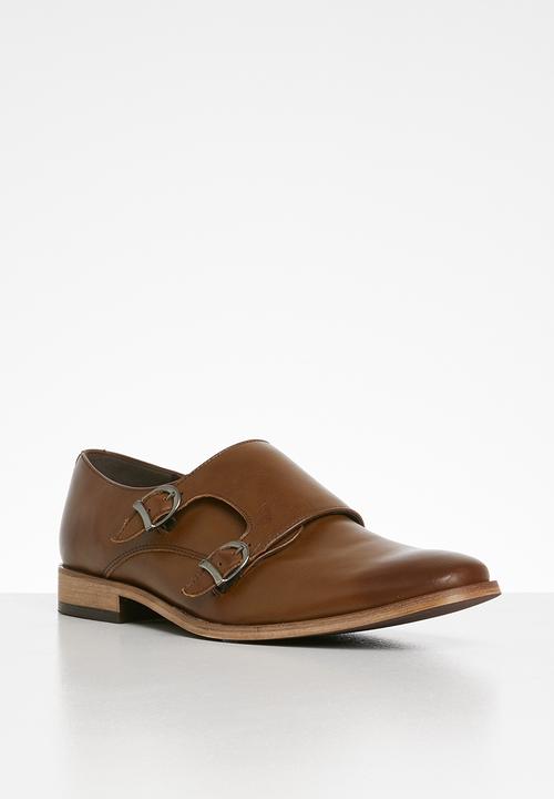 Superbalist - Tommy monk strap shoe - brown