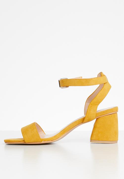 Superbalist - Melissa block heel - yellow