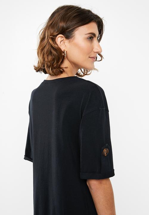 edit - Rolled sleeve tee - black