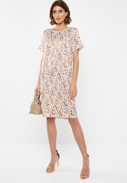 edit - Sleeved shift dress - orange & white