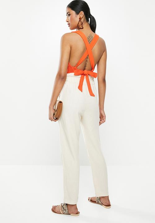 Missguided - Rib sleeveless strappy back bodysuit - orange