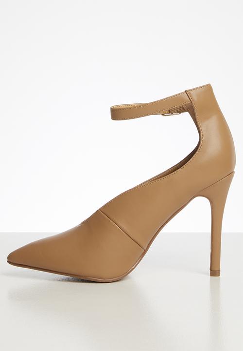 Superbalist - V-vamp stiletto court - beige