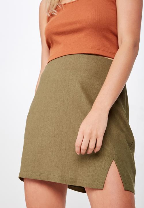 Cotton On - Woven tara split mini skirt - green 