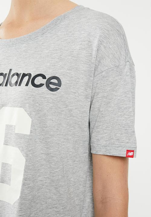 New Balance  - Stadium boxy tee - grey