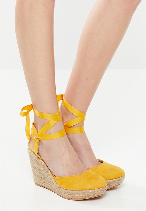 Superbalist - Molly espadrille wedge - yellow