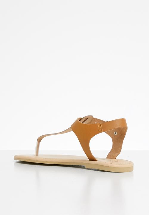 Superbalist - Zizi T-bar leather sandal - tan