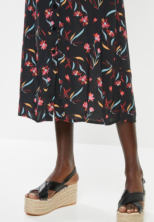 Superbalist - Button through midi skirt - black & pink 