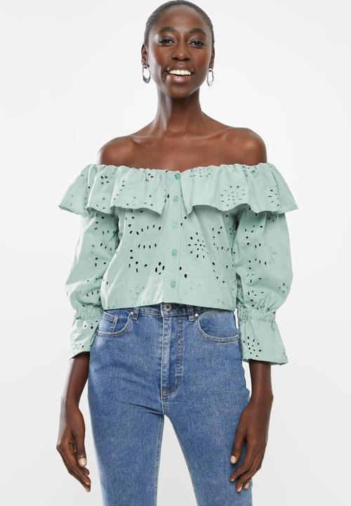 Superbalist - Off the shoulder anglaise blouse - green