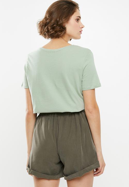 Superbalist - Single v-neck tee - green