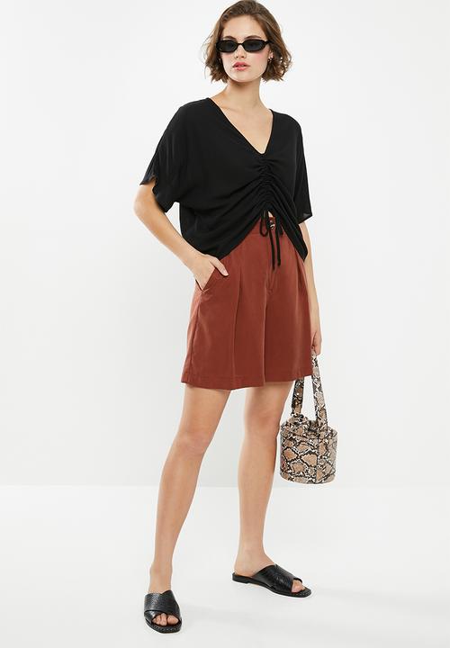 Superbalist - Drawcord shell blouse - black